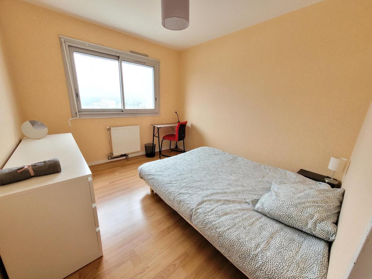 Appartement T5 Avec 4 Lits Doubles Brest Bagian luar foto